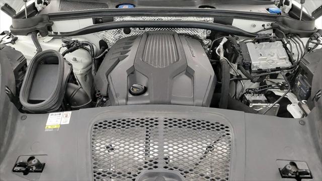 2022 Porsche Macan Macan