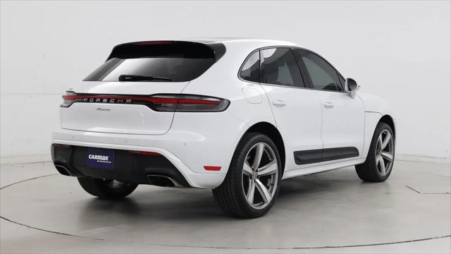 2022 Porsche Macan Macan