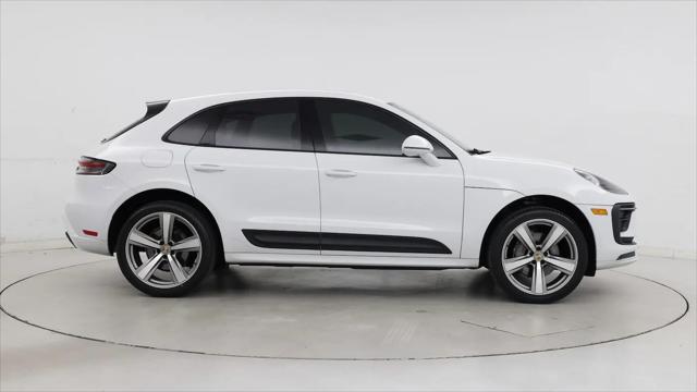 2022 Porsche Macan Macan