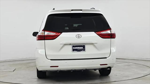 2016 Toyota Sienna XLE Premium 8 Passenger