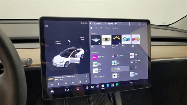 2021 Tesla Model 3 Standard Range Plus Rear-Wheel Drive