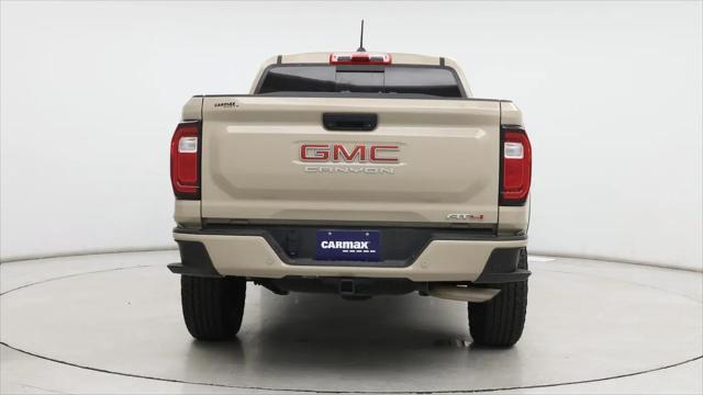 2023 GMC Canyon 4WD Crew Cab Short Box AT4