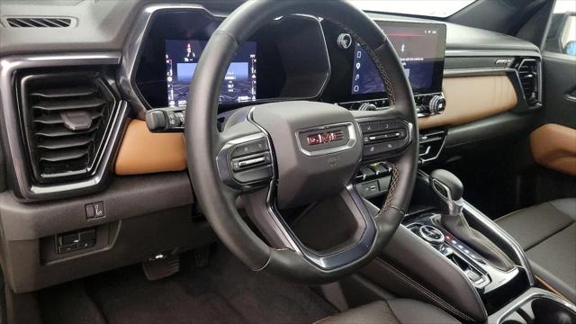 2023 GMC Canyon 4WD Crew Cab Short Box AT4