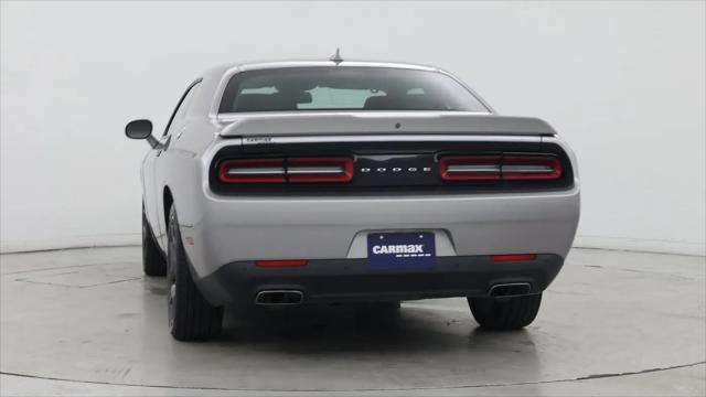 2018 Dodge Challenger SXT Plus