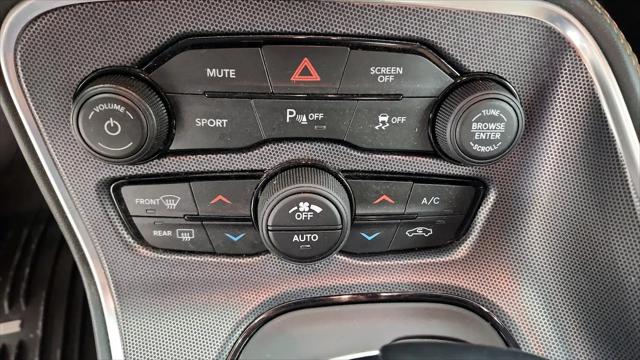 2018 Dodge Challenger SXT Plus