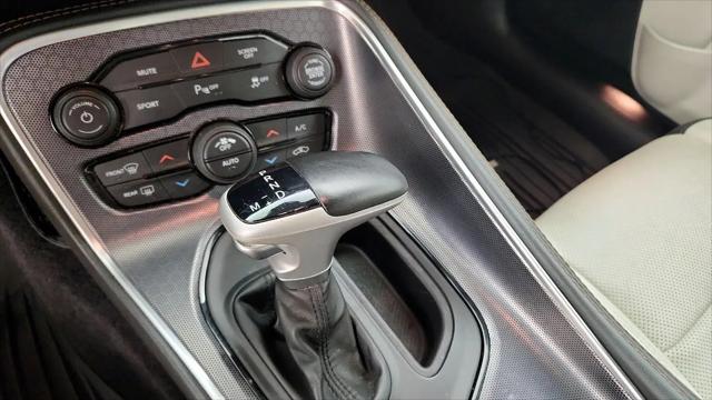 2018 Dodge Challenger SXT Plus