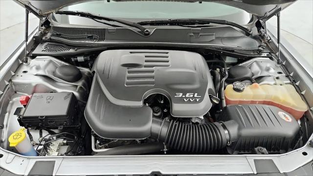 2018 Dodge Challenger SXT Plus