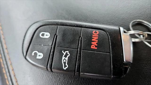2018 Dodge Challenger SXT Plus
