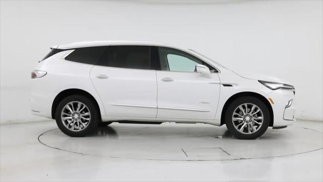 2022 Buick Enclave FWD Avenir