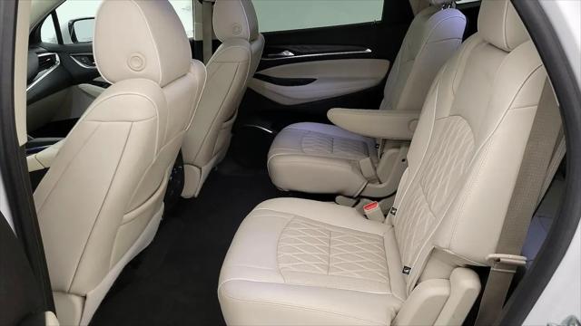 2022 Buick Enclave FWD Avenir