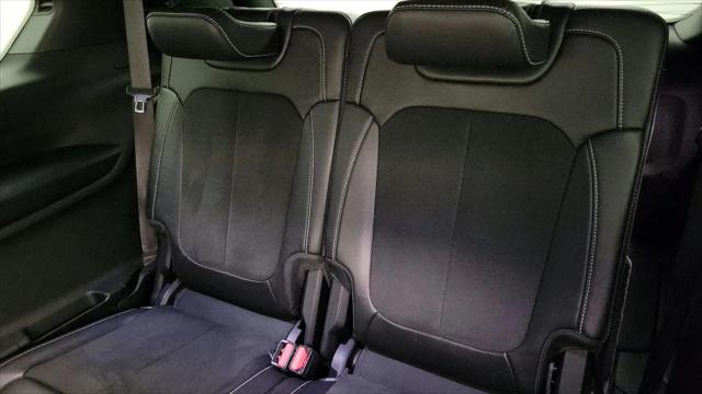 2022 Jeep Grand Cherokee L Altitude 4x2
