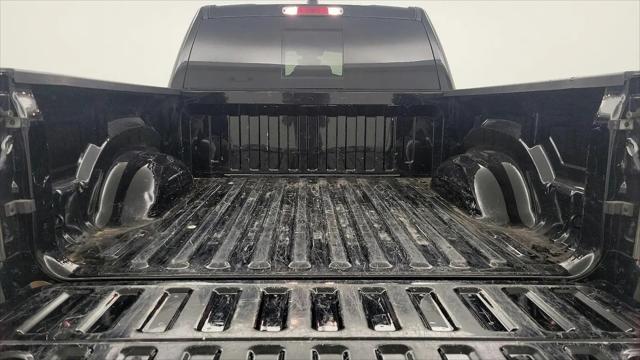 2023 Ram 1500 Lone Star Crew Cab 4x4 5'7" Box