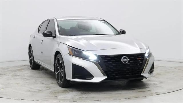 2023 Nissan Altima SR FWD
