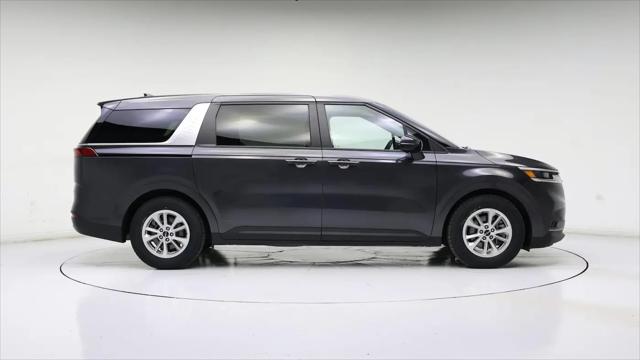 2022 Kia Carnival MPV LX