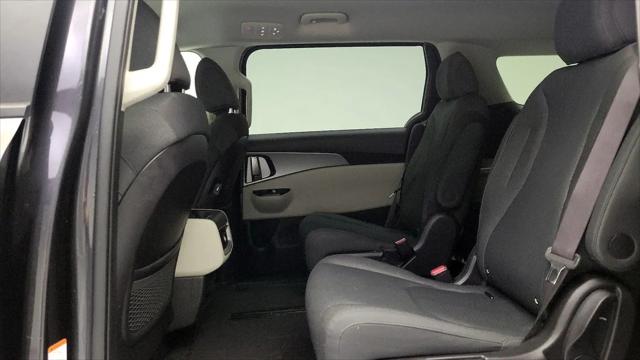 2022 Kia Carnival MPV LX