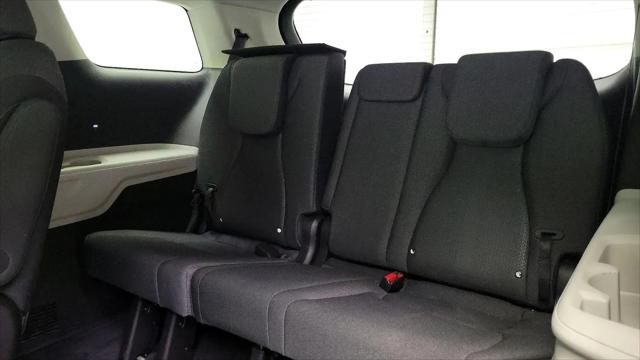2022 Kia Carnival MPV LX