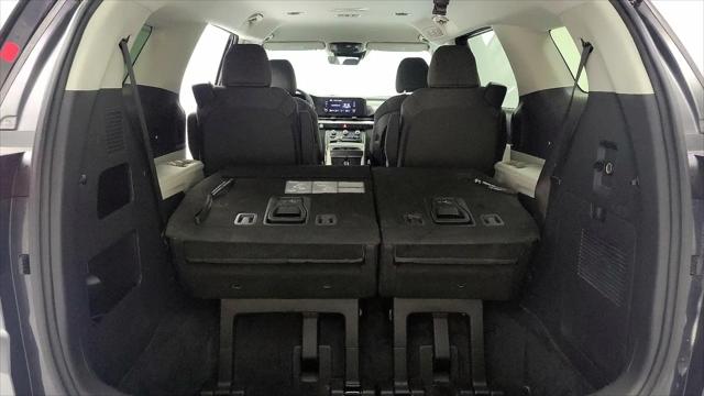 2022 Kia Carnival MPV LX