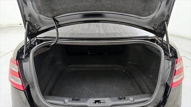 2016 Ford Taurus SE