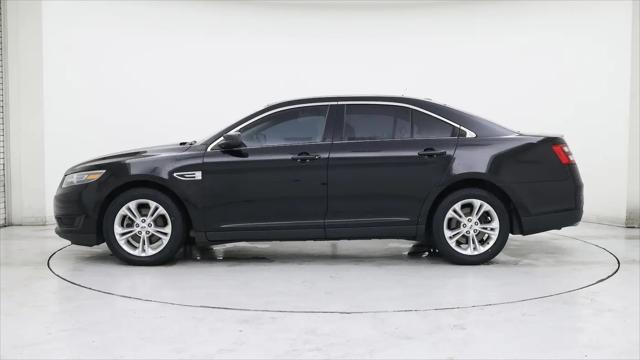 2016 Ford Taurus SE