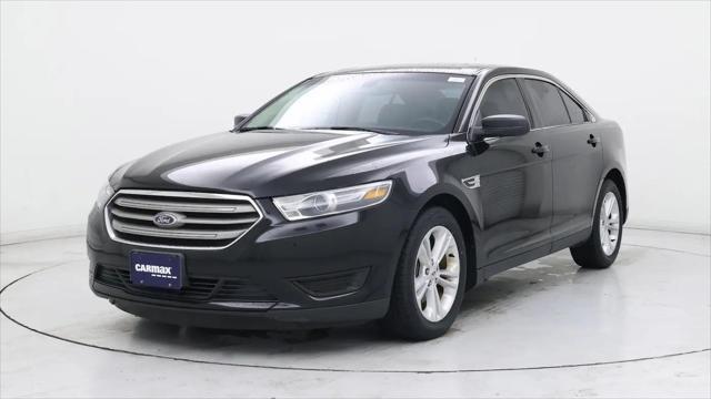 2016 Ford Taurus SE