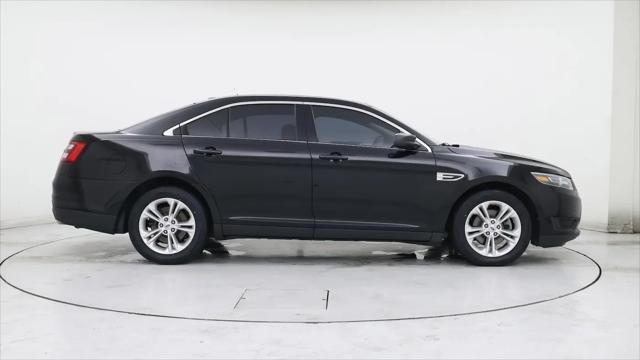 2016 Ford Taurus SE