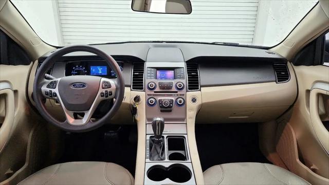 2016 Ford Taurus SE