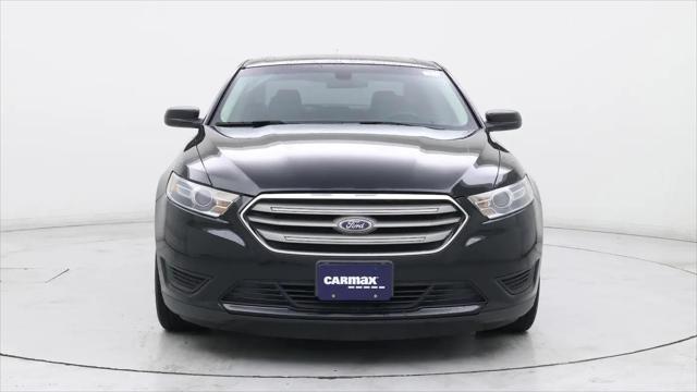 2016 Ford Taurus SE