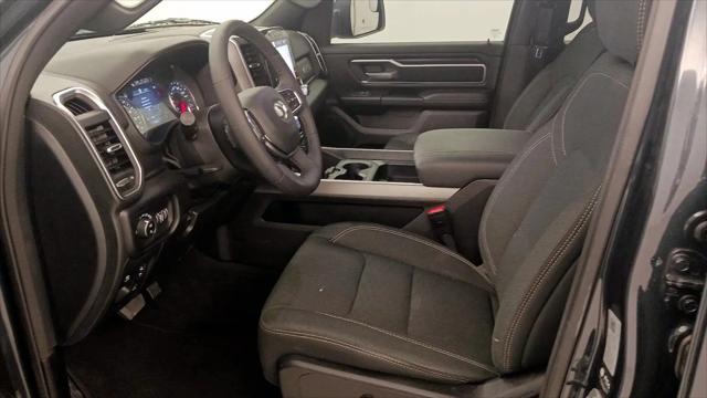 2025 Ram 1500 Big Horn Crew Cab 4x4 5'7" Box