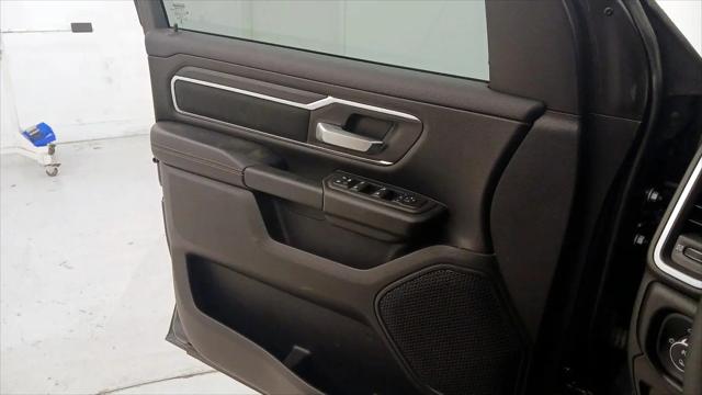 2025 Ram 1500 Big Horn Crew Cab 4x4 5'7" Box