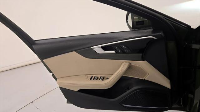 2024 Audi A4 Premium Plus 40 TFSI quattro S tronic