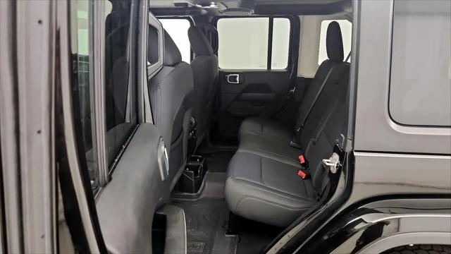 2022 Jeep Wrangler Unlimited Sahara 4x4