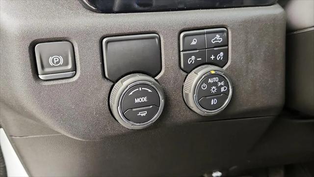 2023 Chevrolet Silverado 1500 2WD Crew Cab Short Bed LTZ