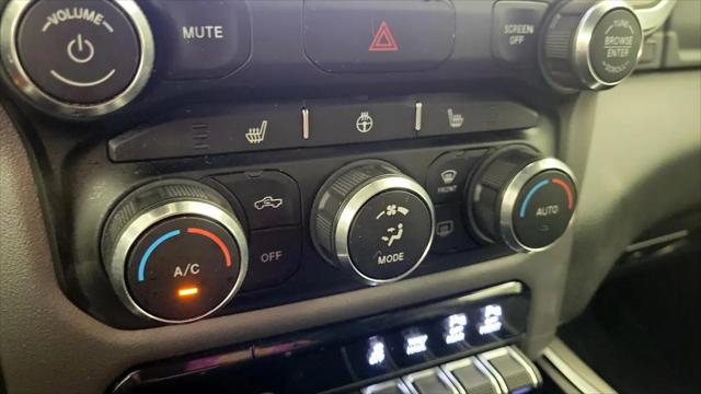 2022 Ram 1500 Big Horn Crew Cab 4x4 5'7" Box
