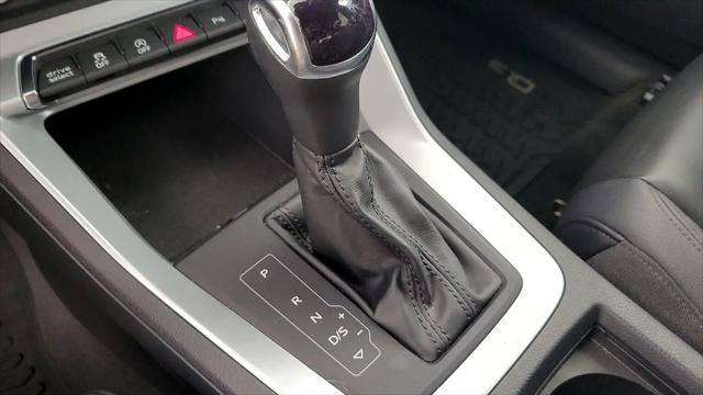 2022 Audi Q3 Premium 40 TFSI quattro Tiptronic