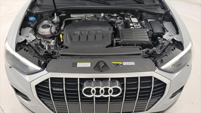2022 Audi Q3 Premium 40 TFSI quattro Tiptronic