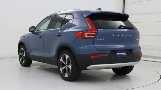 2023 Volvo XC40 B5 Plus Bright Theme