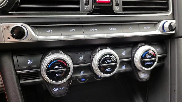 2023 Genesis G70 2.0T RWD