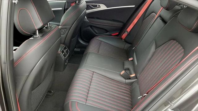 2023 Genesis G70 2.0T RWD