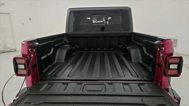 2024 Jeep Gladiator Sport