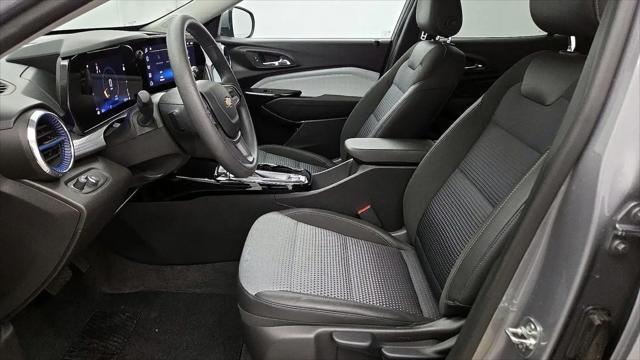2025 Chevrolet Trax FWD LT