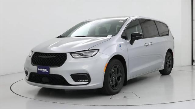 2023 Chrysler Pacifica Hybrid Limited