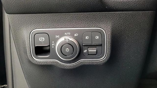 2023 Mercedes-Benz GLB 4MATIC