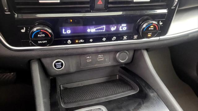 2022 Nissan Rogue SV Intelligent AWD