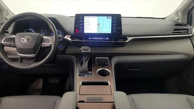 2022 Toyota Sienna XLE