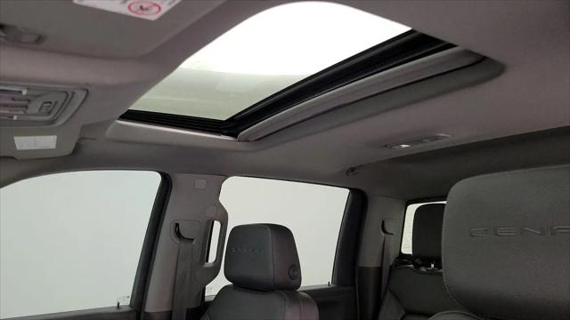 2022 GMC Sierra 2500HD 4WD Crew Cab Standard Bed Denali