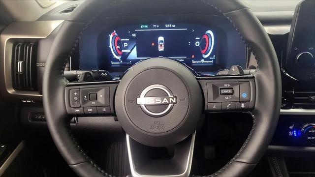 2025 Nissan Pathfinder Platinum FWD