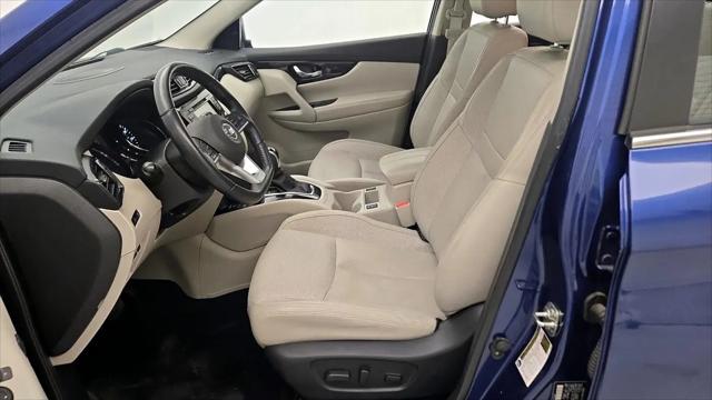 2021 Nissan Rogue Sport SL FWD Xtronic CVT