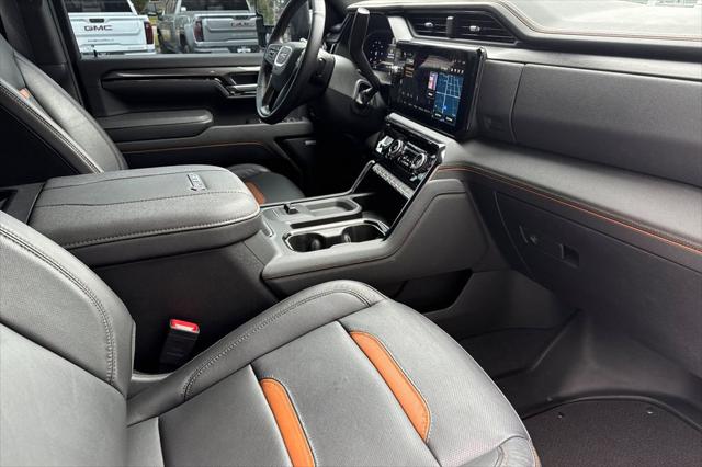 2025 GMC Sierra 2500HD 4WD Crew Cab Standard Bed AT4