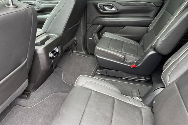 2023 GMC Yukon XL 4WD SLT