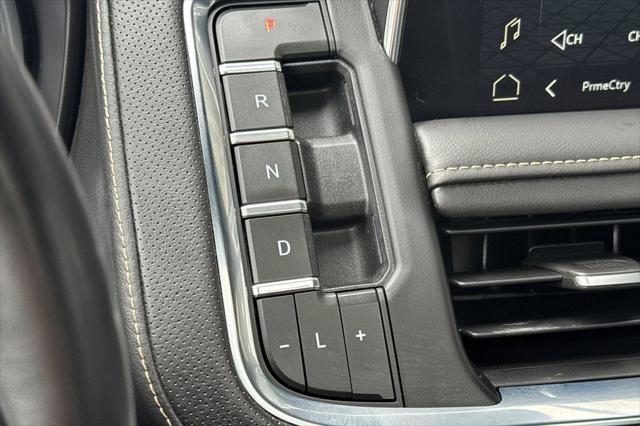 2023 GMC Yukon XL 4WD SLT